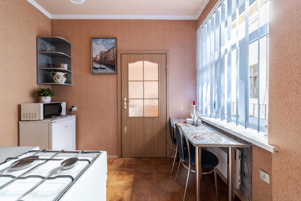Central Apartments Rynok Lviv Kültér fotó