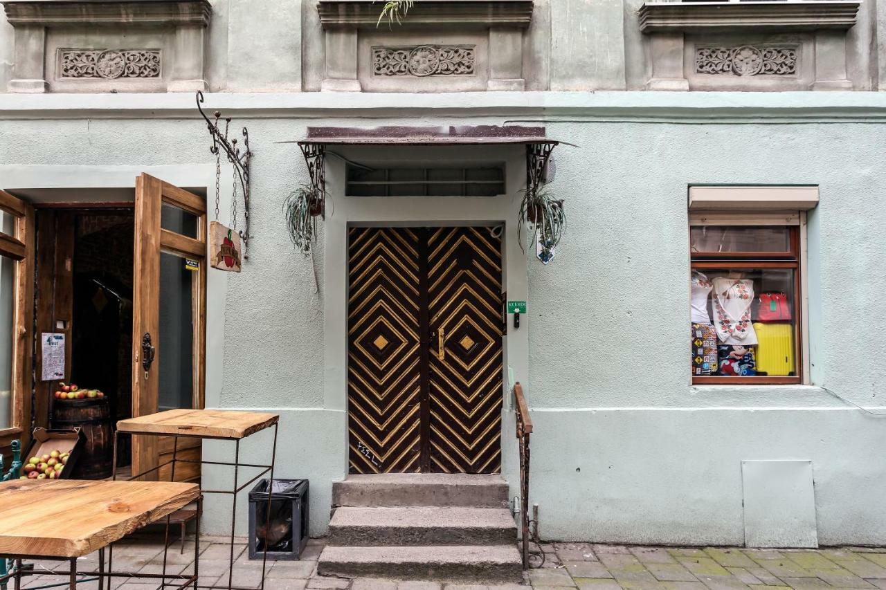 Central Apartments Rynok Lviv Kültér fotó